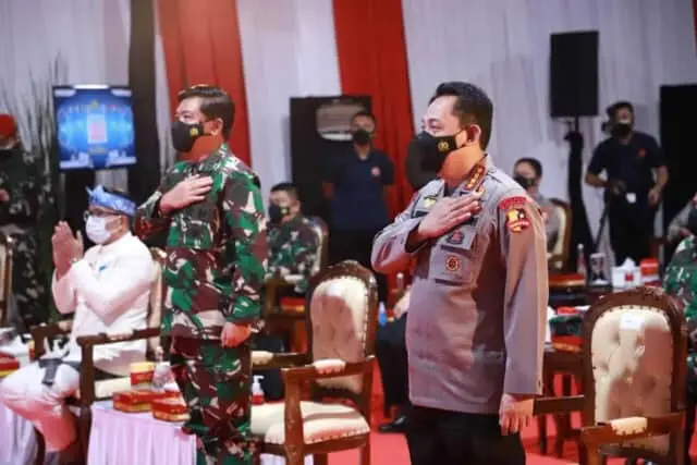 Respon Cepat Aduan Masyarakat, Panglima TNI dan Kapolri Luncurkan Hotline 110 Respon Cepat Aduan Masyarakat, Panglima TNI dan Kapolri Luncurkan Hotline 110