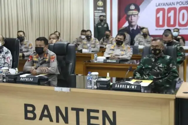 Kapolda beserta Forkopimda Banten, Hadiri Lounching Layanan 110 Secara Virtual Kapolda beserta Forkopimda Banten, Hadiri Lounching Layanan 110 Secara Virtual