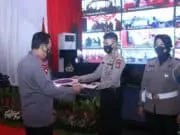 Kapolri Luncurkan 100.000 Rumah Anggota Polri Kapolri Luncurkan 100.000 Rumah Anggota Polri