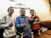 Kolaborasi dengan Aldi Taher, Emran Band Rilis Video Clip “Menduakanku” Kolaborasi dengan Aldi Taher, Emran Band Rilis Video Clip "Menduakanku"