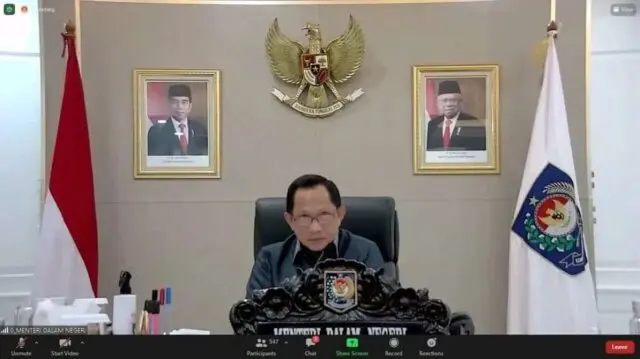 PPKM Mikro Kembali Diperpanjang, Mendagri Ingatkan Masyarakat Tetap Terapkan 5M PPKM Mikro Kembali Diperpanjang, Mendagri Ingatkan Masyarakat Tetap Terapkan 5M