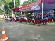 Peringati Hari Bhayangkara ke-75, Polsek Tebet Dirikan Gerai Vaksin Presisi Gratis