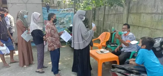 Penyaluran BST Di Desa Cibugel Berlangsung Dengan Protokol Kesehatan Yang Ketat Penyaluran BST Di Desa Cibugel Berlangsung Dengan Protokol Kesehatan Yang Ketat