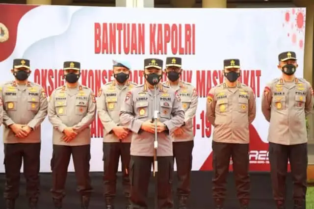 Bantu Warga Yang Terpapar Covid-19, Kapolri Luncurkan Bantuan 1.000 Oksigen Konsentrator Bantu Warga Yang Terpapar Covid-19, Kapolri Luncurkan Bantuan 1.000 Oksigen Konsentrator