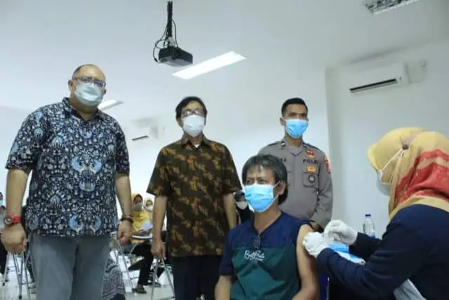 Untara Bersama Polresta Tangerang Gelar Vaksinasi Tahap I dan II Untara Bersama Polresta Tangerang Gelar Vaksinasi Tahap I dan II
