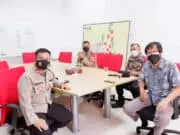 Sambangi PT. BSM, Kapolsek Panongan Tekankan Protokol Kesehatan Sambangi PT. BSM, Kapolsek Panongan Tekankan Protokol Kesehatan