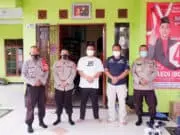 Jaga Kondusifitas Pasca Pemungutan Suara Pilkades, Camat Bersama Kapolsek Menyambangi Cakades Jaga Kondusifitas Pasca Pemungutan Suara Pilkades, Camat Bersama Kapolsek Menyambangi Cakades