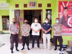 Jaga Kondusifitas Pasca Pemungutan Suara Pilkades, Camat Bersama Kapolsek Menyambangi Cakades Jaga Kondusifitas Pasca Pemungutan Suara Pilkades, Camat Bersama Kapolsek Menyambangi Cakades