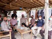 Kapolsek Bersama Camat Panongan Laksanakan Patroli Dialogis Pasca Pilkades Kapolsek Bersama Camat Panongan Laksanakan Patroli Dialogis Pasca Pilkades