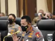 Rapat Lintas Sektoral, Kapolri Paparkan Strategi Cegah Lonjakan Covid-19 Saat Nataru Rapat Lintas Sektoral, Kapolri Paparkan Strategi Cegah Lonjakan Covid-19 Saat Nataru