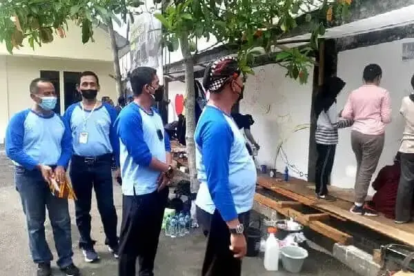 Puluhan Seniman Lukis Ikuti Lomba Mural di Polres Purworejo Puluhan Seniman Lukis Ikuti Lomba Mural di Polres Purworejo