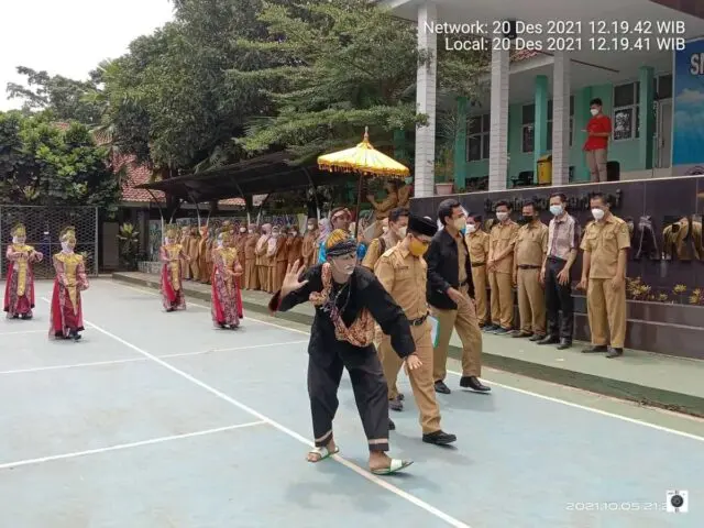 Disambut Tarian Tradisional, Pelaksanaan PKKS SMAN 1 Parungpanjang Berjalan Lancar Disambut Tarian Tradisional, Pelaksanaan PKKS SMAN 1 Parungpanjang Berjalan Lancar