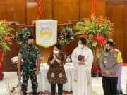 Tinjau Keamanan Perayaan Natal, Puan Maharani Ajak Masyarakat Jaga Kedamaian dan Persaudaraan Tinjau Keamanan Perayaan Natal, Puan Maharani Ajak Masyarakat Jaga Kedamaian dan Persaudaraan