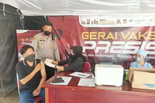 Jelang Akhir Tahun, Polsek Panongan  Terus Gencarkan Vaksinasi Covid-19