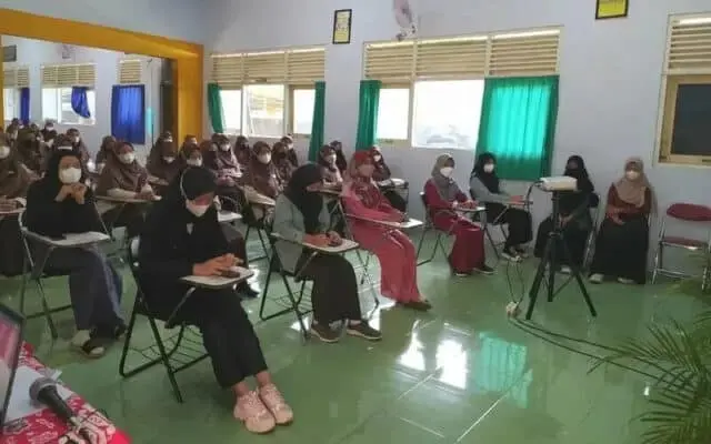 Beri Motivasi Siswa untuk Kuliah, SMK Kesehatan Purworejo Adakan Kegiatan Bincang Alumni Beri Motivasi Siswa untuk Kuliah, SMK Kesehatan Purworejo Adakan Kegiatan Bincang Alumni