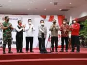 Mendagri Launching Pelaksanaan Vaksinasi Booster di Kepri Mendagri Launching Pelaksanaan Vaksinasi Booster di Kepri