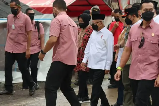 Pasca Bencana Gempa, Wapres Bersama Mensos Kunker di Pandeglang Pasca Bencana Gempa, Wapres Bersama Mensos Kunker di Pandeglang