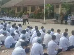 Cegah Tawuran Pelajar, Kapolsek Cisoka : Sambangi SMAN 27 Kabupaten Tangerang Berikan Imbauan Kamtibmas Cegah Tawuran Pelajar, Kapolsek Cisoka : Sambangi SMAN 27 Kabupaten Tangerang Berikan Imbauan Kamtibmas