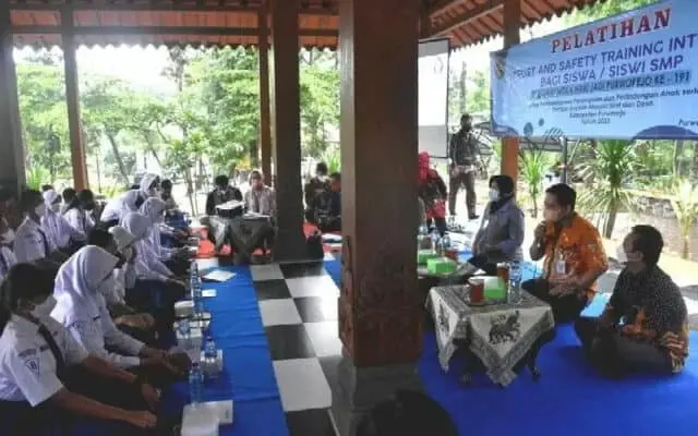 Ke Jangan Sembarang Share Data Pribadi Menggunakan Wifi Publik, Bisa Diretas Ke Jangan Sembarang Share Data Pribadi Menggunakan Wifi Publik, Bisa Diretas