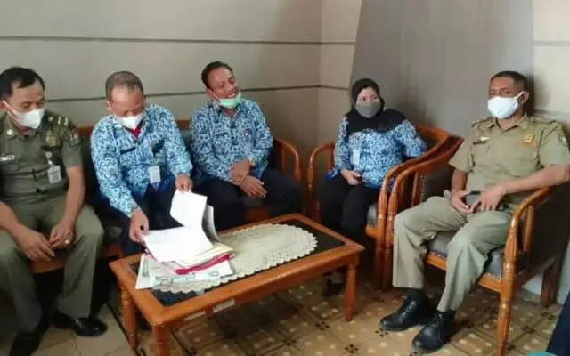 Inspeksi Mendadak, Samsat Purworejo Berhasil Jaring Sejumlah ASN Tunggak Pajak Kendaraan Bermotor Inspeksi Mendadak, Samsat Purworejo Berhasil Jaring Sejumlah ASN Tunggak Pajak Kendaraan Bermotor