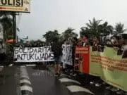 Ratusan Massa Aliansi Solidaritas Rakyat Untuk Wadas Gelar Aksi Unjuk Rasa Didepan Mapolres Purworejo