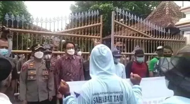 Dukung PSN Bendungan Bener, Ribuan Petani Dari Alinasi Petani Purworejo Selatan Demo di DPRD Purworejo Dukung PSN Bendungan Bener, Ribuan Petani Dari Alinasi Petani Purworejo Selatan Demo di DPRD Purworejo