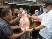 Pantau Banjir, Bupati Purworejo Bersama Jajarannya Beri Bantuan Pantau Banjir, Bupati Purworejo Bersama Jajarannya Beri Bantuan