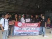 Peduli Sesama, FWJ Indonesia DPW Banten Salurkan Bantuan Korban Banjir di Serang Peduli Sesama, FWJ Indonesia DPW Banten Salurkan Bantuan Korban Banjir di Serang