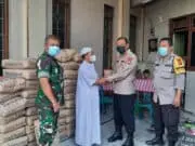 Polsek Kalideres Berikan Bantuan 50 Sak Semen Untuk Pembanguan Musolah Polsek Kalideres Berikan Bantuan 50 Sak Semen Untuk Pembanguan Musolah
