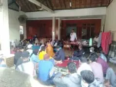 Adukan Nasibnya, Ratusan Karyawan Clening Servis Bandara Soetta Datangi Kediaman Aleg PKS Adukan Nasibnya, Ratusan Karyawan Clening Servis Bandara Soetta Datangi Kediaman Aleg PKS