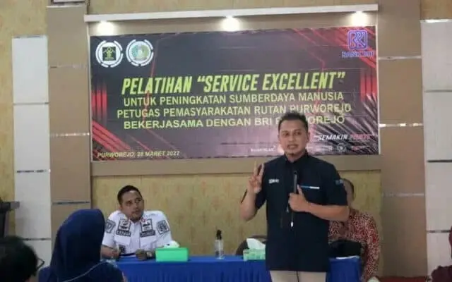 Petugas Pemasyarakatan Rutan Purworejo Diberikan Pelatihan Service Excellent Petugas Pemasyarakatan Rutan Purworejo Diberikan Pelatihan Service Excellent