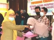 Sebagai Bentuk Apresiasi, SMPN 9 Purworejo Beri Penghargaan Pada Siswa Berprestasi Dibidang Olahraga