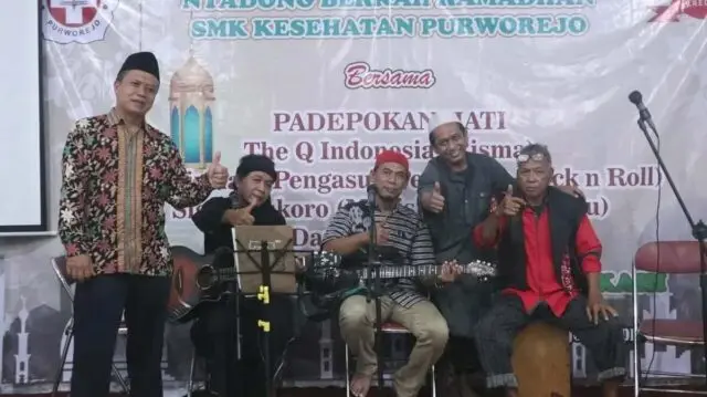 Buka Bersama dan Pesantren Kilat di SMK Kesehatan Purworejo Menghadirkan Gus Firman Pengasuh Pesantren Rock and Roll Buka Bersama dan Pesantren Kilat di SMK Kesehatan Purworejo Menghadirkan Gus Firman Pengasuh Pesantren Rock and Roll