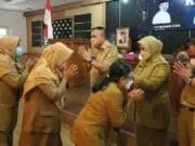 Hari Pertama Masuk Kerja, Pegawai Diminta Tancap Gas Hari Pertama Masuk Kerja, Pegawai Diminta Tancap Gas
