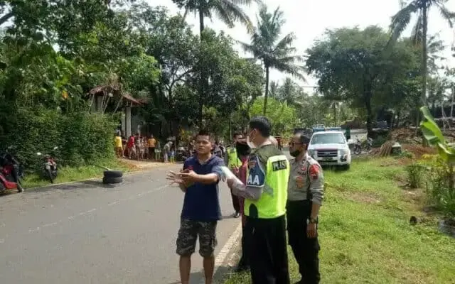 Operasi Ketupat Candi 2022, Angka Kecelakan Menurun, Hanya Terjadi Empat Lakalantas di Wilayah Hukum Polres Purworejo Operasi Ketupat Candi 2022, Angka Kecelakan Menurun, Hanya Terjadi Empat Lakalantas di Wilayah Hukum Polres Purworejo