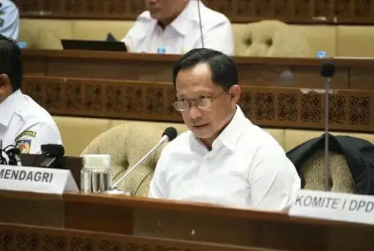 Mendagri Sampaikan Pandangan Pemerintah Terhadap Materi Muatan 5 RUU Provinsi Mendagri Sampaikan Pandangan Pemerintah Terhadap Materi Muatan 5 RUU Provinsi