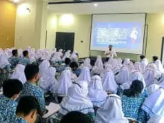 Akper Pemkab Purworejo Adakan Kuliah Pakar, Perawat Harus Profesional, Perawat Itu Mitra dokter
