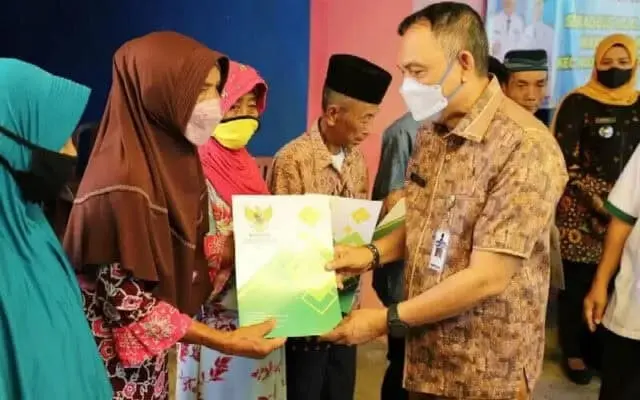 Lama Vakum, Bupati Saba Desa Kembali Diaktifkan, Serap Berrbagai Aspirasi Warga Lama Vakum, Bupati Saba Desa Kembali Diaktifkan, Serap Berrbagai Aspirasi Warga