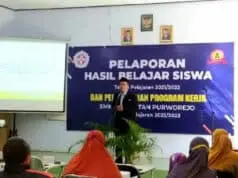 SMK Kesehatan Purworejo Adakan Penyerahan Raport dan Sosialisasikan Program Kerja Tahun Pelajaran 2022/2023 SMK Kesehatan Purworejo Adakan Penyerahan Raport dan Sosialisasikan Program Kerja Tahun Pelajaran 2022/2023