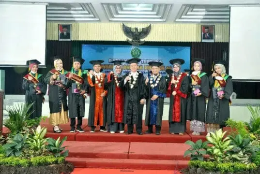 255 Lulusan UMPurworejo Diwisuda, 5 Diantara Wisudawan Terbaik 255 Lulusan UMPurworejo Diwisuda, 5 Diantara Wisudawan Terbaik
