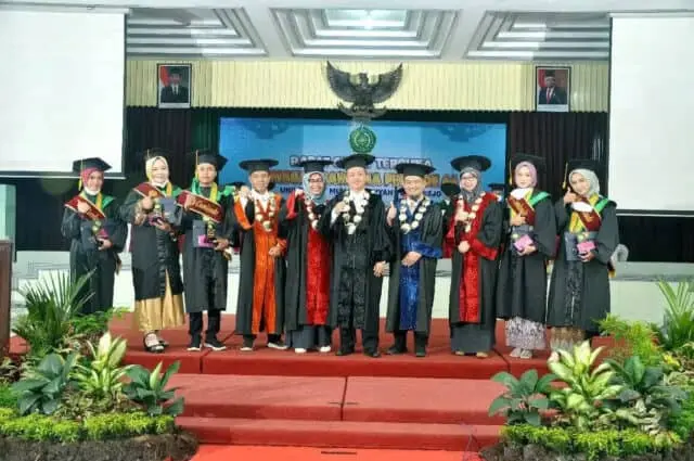 255 Lulusan UMPurworejo Diwisuda, 5 Diantara Wisudawan Terbaik 255 Lulusan UMPurworejo Diwisuda, 5 Diantara Wisudawan Terbaik