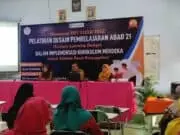 SMK Kesehatan Purworejo Gelar Pelatihan Desain Pembelajaran Abad 21