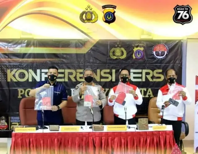 Memodifikasi Tangki BBM Jadi 5000 liter, Warga Semarang Diamankan di Polda DIY Memodifikasi Tangki BBM Jadi 5000 liter, Warga Semarang Diamankan di Polda DIY