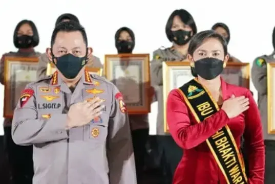 Hut Ke- 74 Polwan, Kapolri Minta Polwan Raih Lagi Kepercayaan Masyarakat Lewat Pendekatan Humanis Hut Ke- 74 Polwan, Kapolri Minta Polwan Raih Lagi Kepercayaan Masyarakat Lewat Pendekatan Humanis