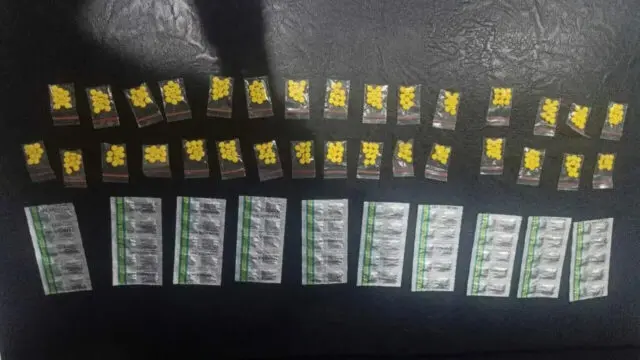 Ratusan Obat Jenis Tramadol dan Haxymer Berhasil Diamankan Satresnarkoba Polres Cilegon Ratusan Obat Jenis Tramadol dan Haxymer Berhasil Diamankan Satresnarkoba Polres Cilegon