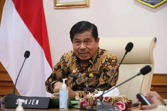 Sekjen Kemendagri : Pejabat Perlu Transformasikan Diri Sebagai Pelayan Masyarakat Sekjen Kemendagri : Pejabat Perlu Transformasikan Diri Sebagai Pelayan Masyarakat
