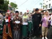 Naik Sepeda Keliling Kelurahan Purworejo, Bupati Menyapa Warga dan Berikan Baksos Naik Sepeda Keliling Kelurahan Purworejo, Bupati Menyapa Warga dan Berikan Baksos