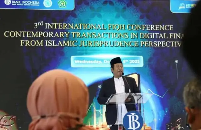 Kiai Marsudi Syuhud: Transaksi Digital Harus Diawasi Agar Sejalan dengan Syariah Kiai Marsudi Syuhud: Transaksi Digital Harus Diawasi Agar Sejalan dengan Syariah