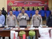 Polsek Ciwandan Berhasil Ungkap Kasus Kecurangan Tabung Gas LPG Subsidi Polsek Ciwandan Berhasil Ungkap Kasus Kecurangan Tabung Gas LPG Subsidi