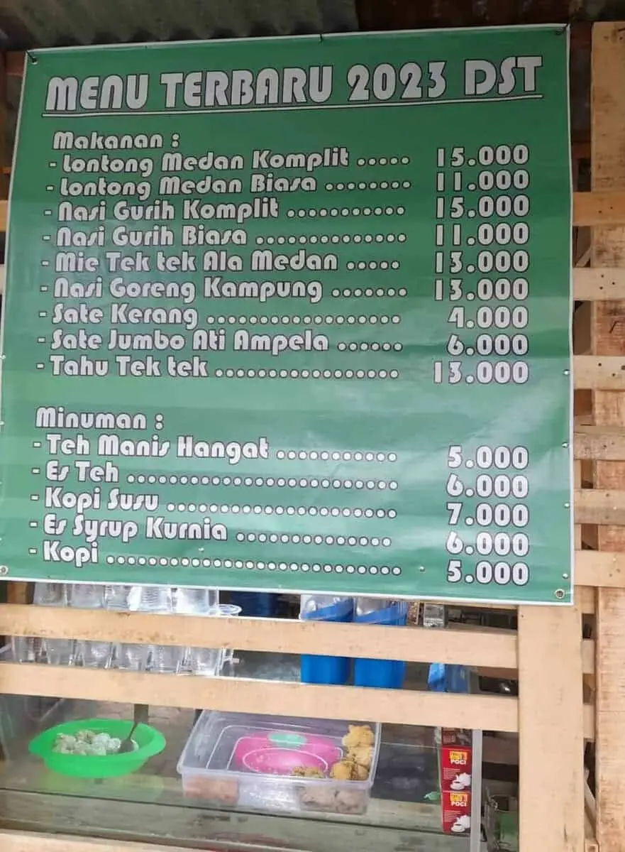 Kuliner Lontong Medan Cukup Diminati di Jambi Kuliner Lontong Medan Cukup Diminati di Jambi